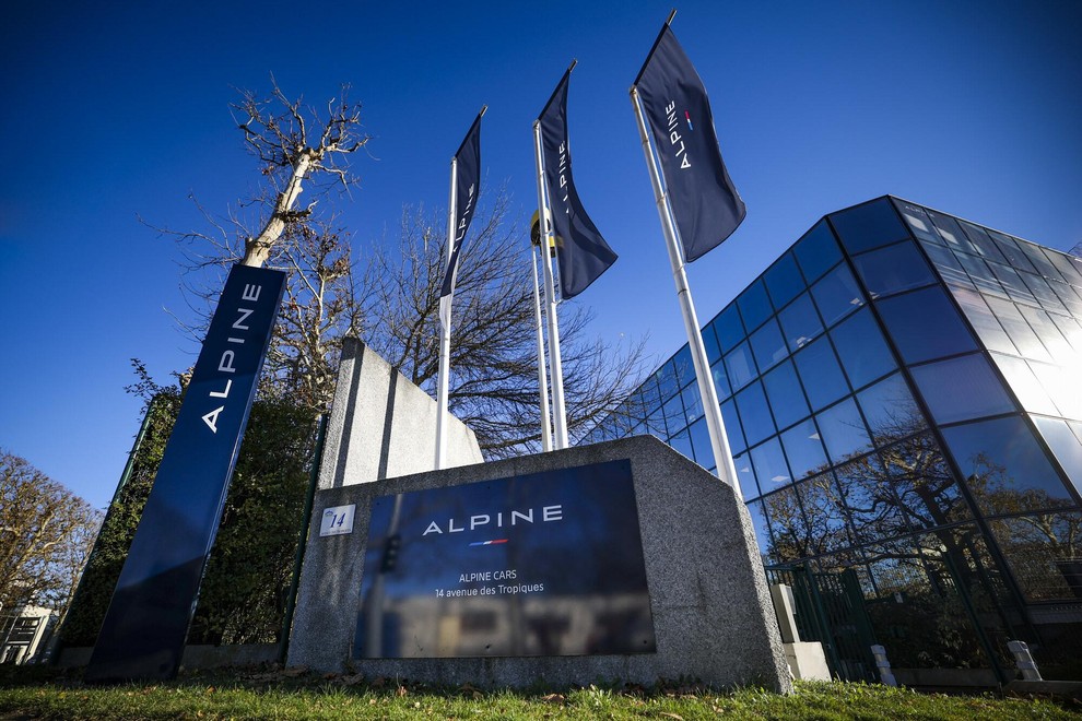 Alpine, Les Ulis, razvojno tehnični center