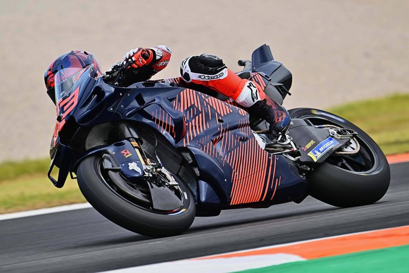 Največ zanimanja na testiranjih je seveda požel nastop Márqueza na Ducatiju ekipe Gresini.