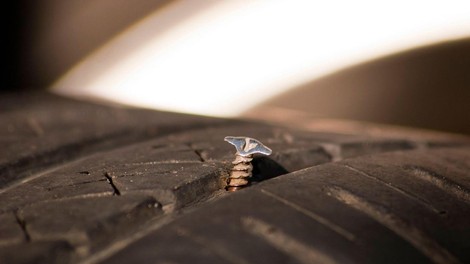 Vas je na dopustu na hrvaškem pričakala predrta pnevmatika? To je morebiten razlog za to