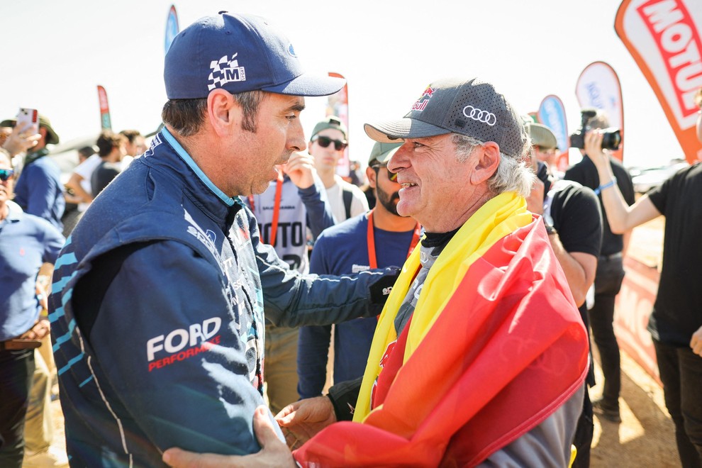 Nani Roma (levo) in Carlos Sainz. Bosta Španca že drugo leto kolega v Ford M-Sportovi ekipi?