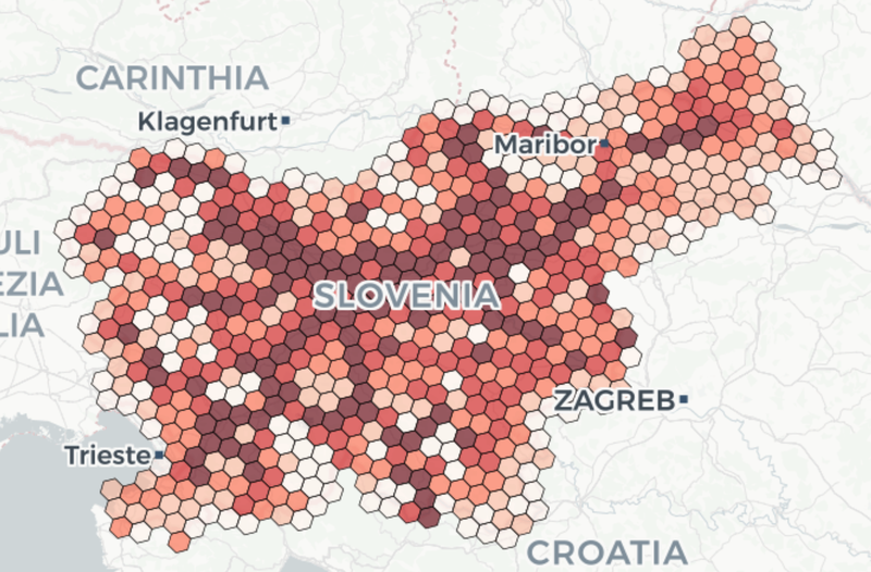 Prikaz zaznanih prekrškov po celi Sloveniji. S približevanjem lahko preverite katerokoli ulico ali cesto.