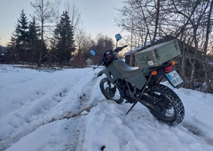 Motocikel in zima. Kako se voziti v snegu in mrazu?