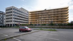 To morate storiti, če v okolici vašega doma stoji zapuščen avtomobil. Posledice za lastnika pa so ...