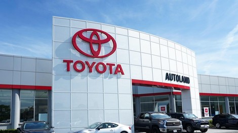 Toyota ob nakupu tega avtomobila nudi za skoraj 37.000 evrov ugodnosti. Kje je trik?
