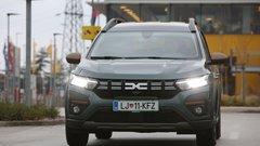 Test: Dacia Jogger Hybrid Extreme 140 -  Je to tisto, kar je (še) manjkalo Daciji?