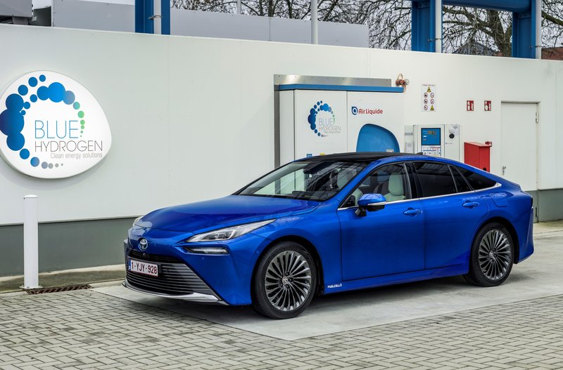 Kupci tožijo Toyoto, ker jim je prodala praktično neuporaben avto. Ali imajo prav?