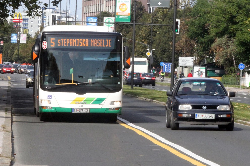 avtobusi lpp rumeni pas vožnja