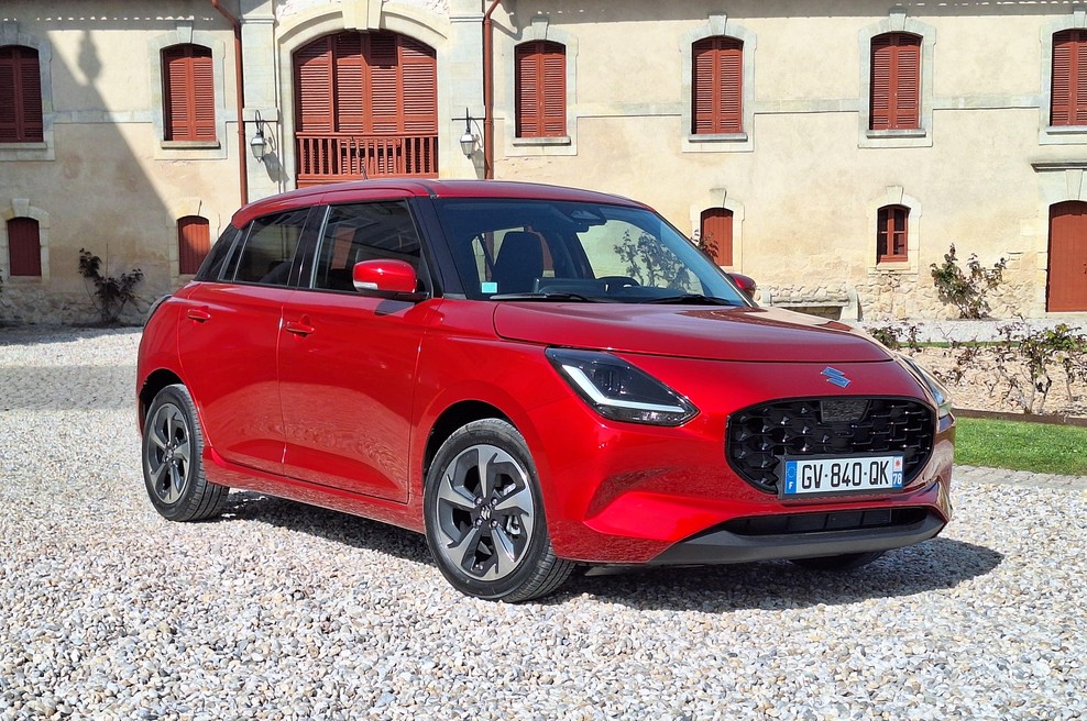 Se obeta ponovitev krize polprevodnikov? Proizvajalci opozarjajo na pomanjkanje ključnih surovin (foto: Suzuki)