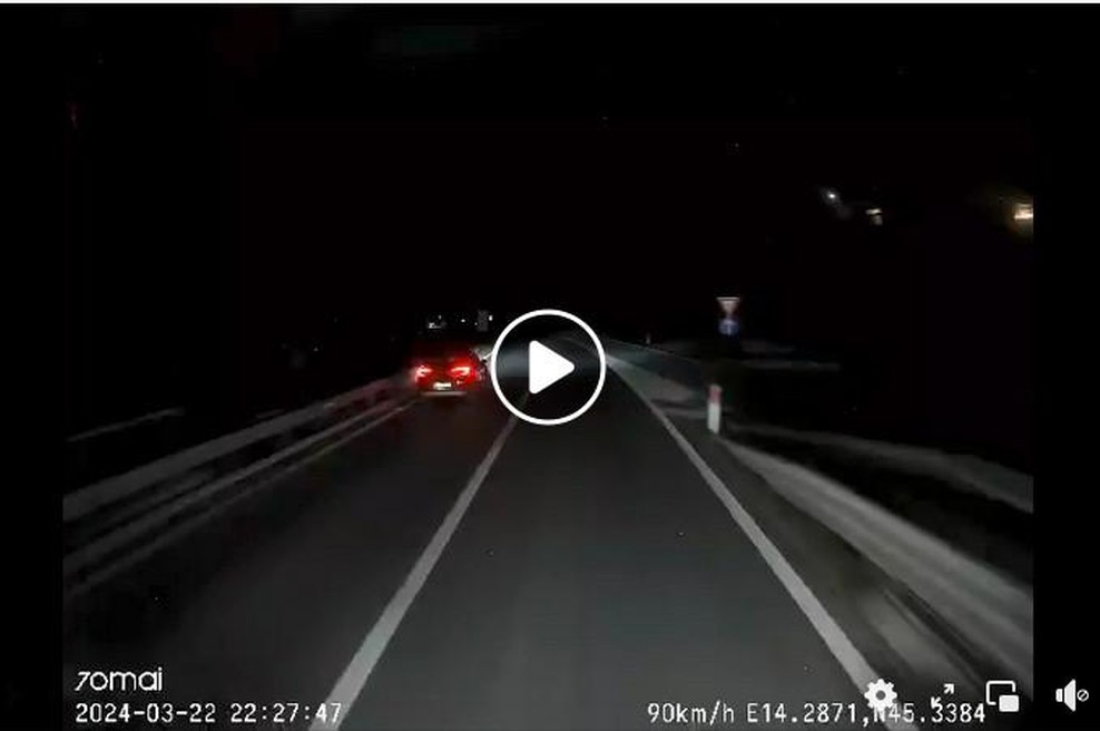 Video, ob katerem zaledeni kri v žilah: "To je za 30 let zapora! Temu je treba vzeti vozniško dovoljenje" (foto: Posnetek zaslona (Facebook))