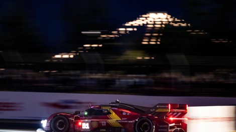 Povezovanje velikanov! Kaj prinaša sodelovanje Ferrarija in Akrapoviča?