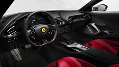 Ferrari je ogromno tvegal, a po prvih odzivih se jim bo tveganje izplačalo. 12 valjev ostaja!