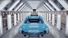 Oglejte si notranjost Xioamijeve Super tovarne; v njej v pičlih 76 sekundah izdelajo nov avtomobil
