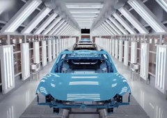 Pri ameriški znamki razstavili kitajski Xiaomi SU7. O tem kar so odkrili je (presenetljivo) iskreno spregovoril njihov šef