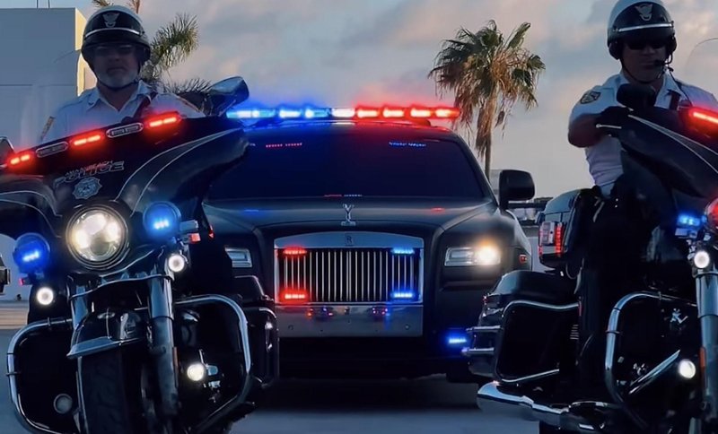 Slovenska policija za volani visokozmogljivih BMW-jev, v Miamiju pa so te dni policisti dobili…