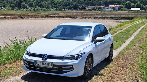 NOVO V SLOVENIJI: Volkswagen Golf ­– Petdesetlenik je še vedno v mladostniški formi