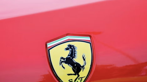 Ferrari je zaskrbljen glede vrednosti svojih modelov v prihodnosti
