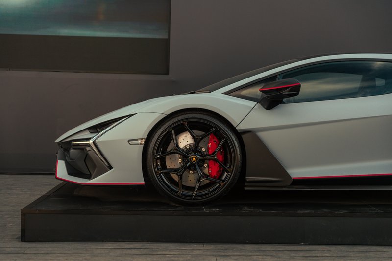 Vemo, kdaj prihaja Hurracanov naslednik. In ne, ni več daleč ... (foto: Lamborghini)