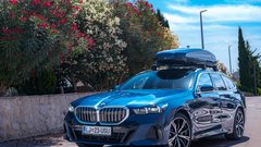 Test: BMW 520d xDrive Touring - Globoka (udobna in prostorna) modrina