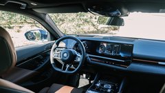 Test: BMW 520d xDrive Touring - Globoka (udobna in prostorna) modrina