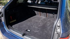 Test: BMW 520d xDrive Touring - Globoka (udobna in prostorna) modrina