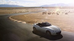 Mazda MX-5 kabriolet Avto Magazin