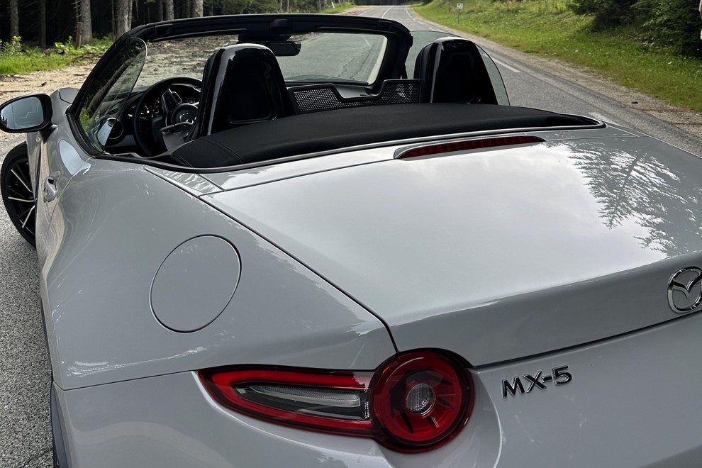 TEST: Mazda MX-5 G184 Homura - Vsake zabave, tudi dobre, je enkrat konec