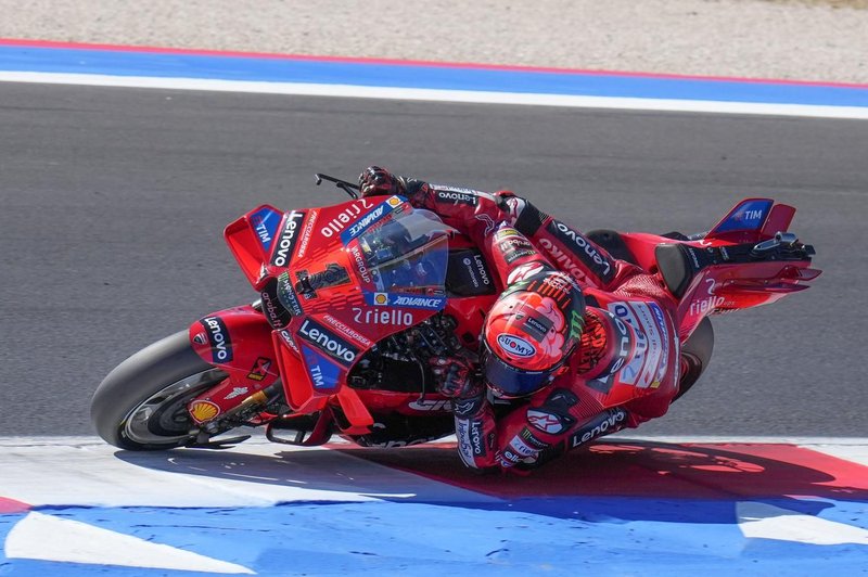 Bagnaia po zmagi zmanjšal zaostanek za Martinom (foto: Profimedia)