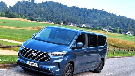 Test: Ford Tourneo Custom Titanium 2.0 TDCI -  Pričakovanja so visoka …