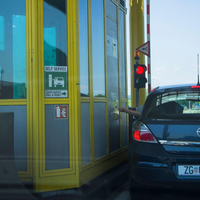 Hrvaška z današnjim dnem začenja velike spremembe na področju cestin. Tako bo po novem izgledala vožnja pri sosedih