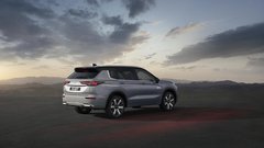 Mitsubishi se vrača med žive – novi Outlander prihaja tudi k nam!