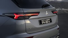 Mitsubishi se vrača med žive – novi Outlander prihaja tudi k nam!