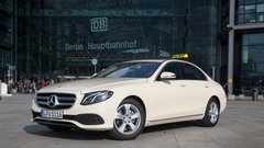 Preobrat: Mercedes-Benzi izginjajo iz nemškega voznega parka taksijev, nadomešča pa jih ...