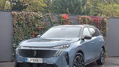 NOVO V SLOVENIJI:  Peugeot 5008 – družinski levji kralj