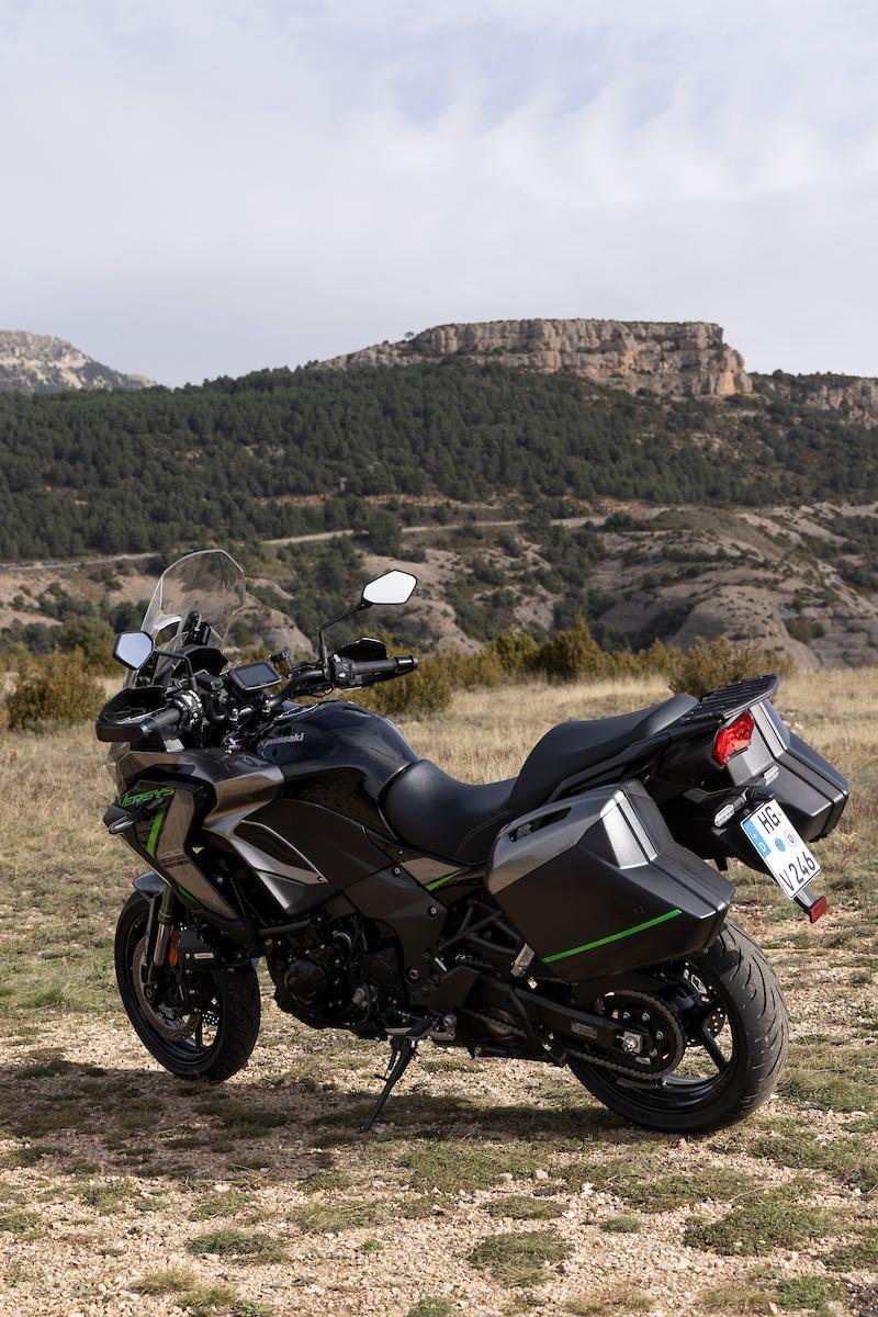 Vozili smo: Kawasaki Versys 1100 - Športni turizem