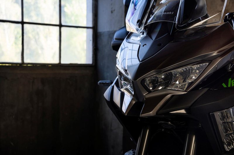 Vozili smo: Kawasaki Versys 1100 - Športni turizem