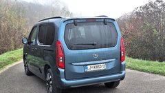 Test: Opel Combo GS 1,5 D 8 AT - Ko ti zleze pod kožo …