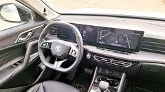 TEST: MG HS Luxury 1.5 GDI - Vstop v visoko družbo