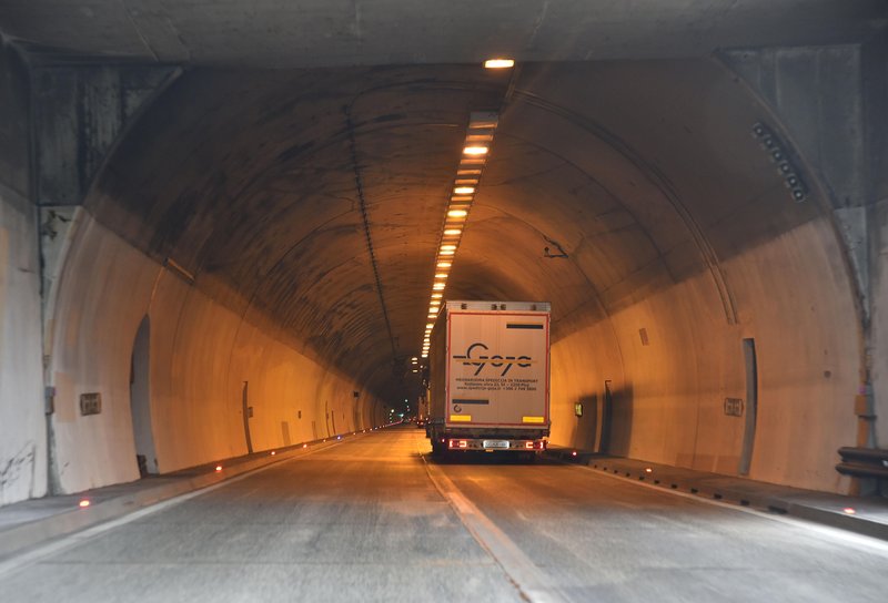 S prejšnjega konca tedna je prestavljena na tega. Zaradi zapore avtoceste lahko v naslednjih nekaj dneh pričakujemo zastoje