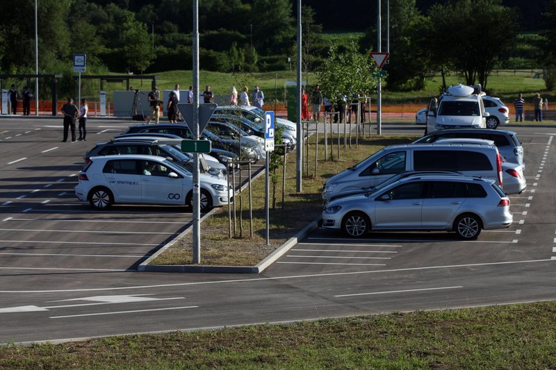 Poleg parkiranja in vožnje z avtobusom boste na nekaterih P+R parkiriščih opravili tudi to ...