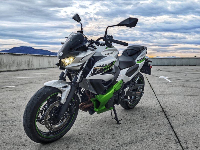 Test: Kawasaki Z7 Hybrid   -   Hiper 500!