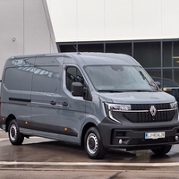 Novo v Sloveniji: Renault Master - gospodar začenja z delom