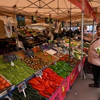 Ni bolj strupene zelenjave od te: Polna je pesticidov, mnogi pa so nori nanjo