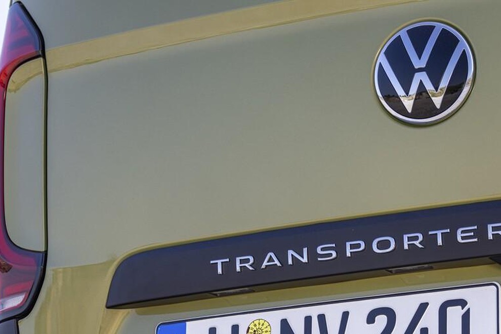 Ljubiteljem znamke gre v nos, mnenja poznavalcev pa so deljena. Volkswagen s to potezo vzbuja pomisleke