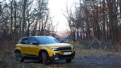 Test: Jeep Avenger 1,2 E-DCT MHEV 100 Summit - hibridna nežnost za najmanjšega