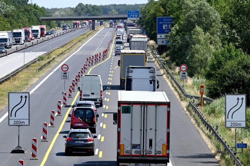 Skoraj milijon kilometrov zastojev. Dogaja se blizu nas …