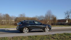 Test: DS 4 Hybrid 136 eDTC6 Pallas - Posebnež v dobrem pomenu