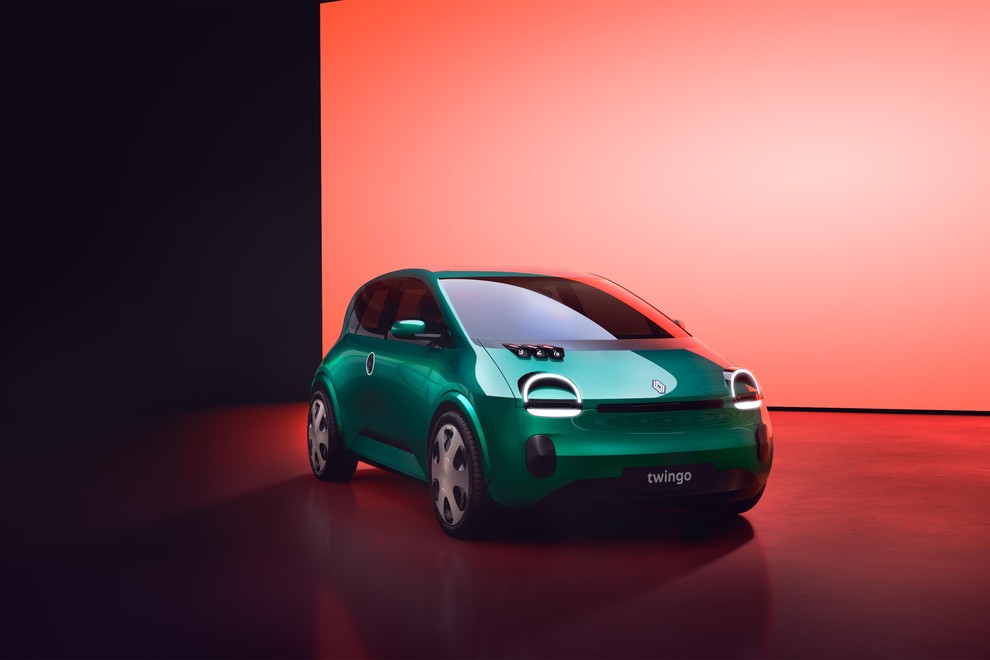 Zdaj je znano, kdaj bo z Revozovih proizvodnih trakov zapeljal prvi (novi) Twingo