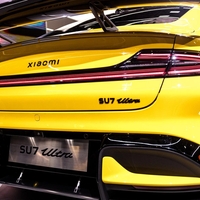 Xiaomi SU7 Ultra je zdaj za vožnjo na voljo vsem. Tako se lahko zapeljete z njim