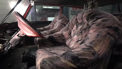 Velikanska Lada? Ta avtodelavnica je ustvarila nekaj neverjetnega! (VIDEO)