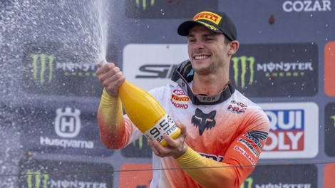 Tim Gajser prestal operacijo, sanje o naslovu dokončno izpuhtele